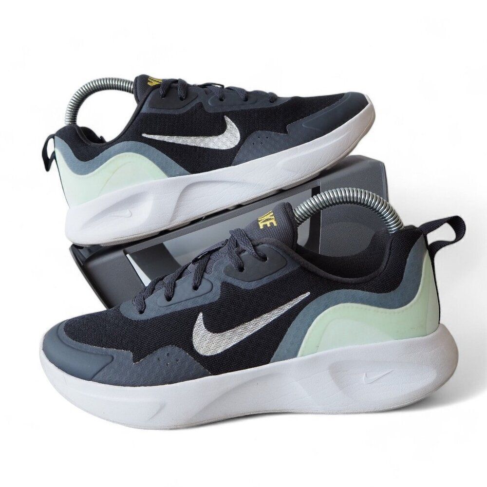 Nike WearAllDay Casual Comfort Sneakers Black / MInt CJ1677-008 Women's 6.5